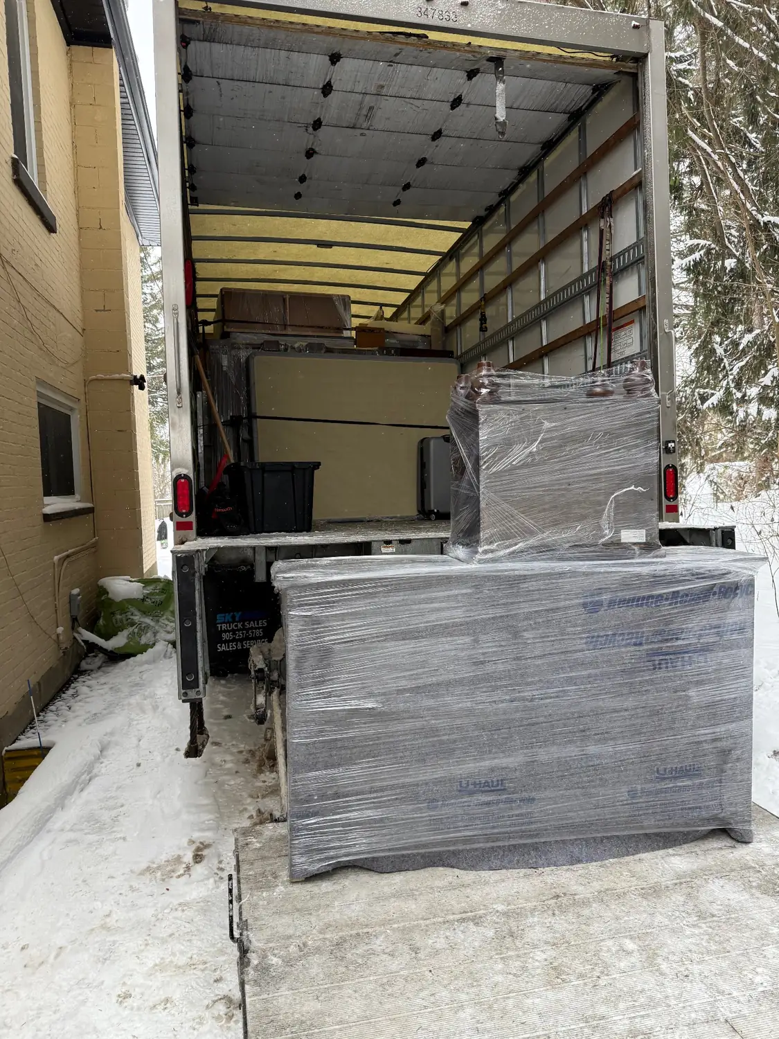 Office furniture packing and workstation moving in London Ontario