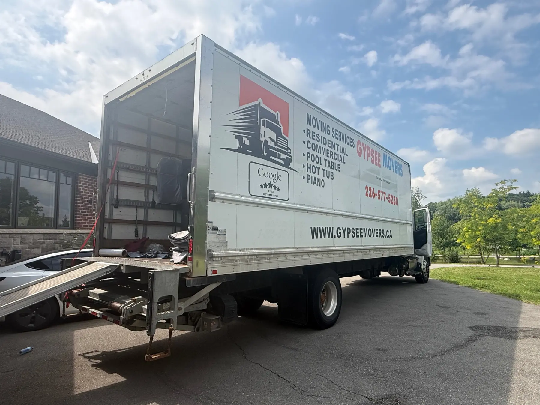 Gypsee Movers truck ready for a move in St. Thomas Ontario