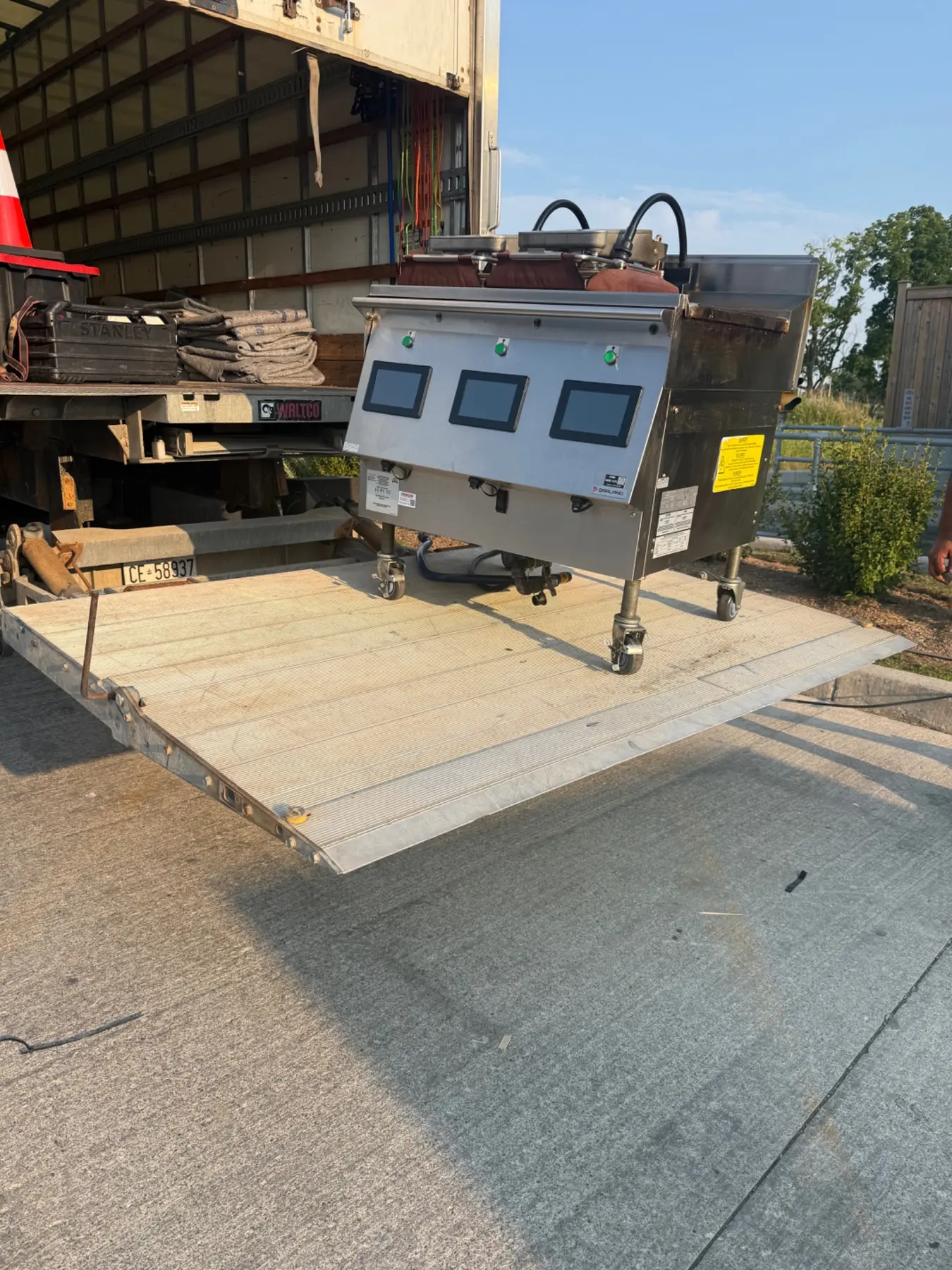 Commercial Moving by Gypsee Movers in St. Thomas